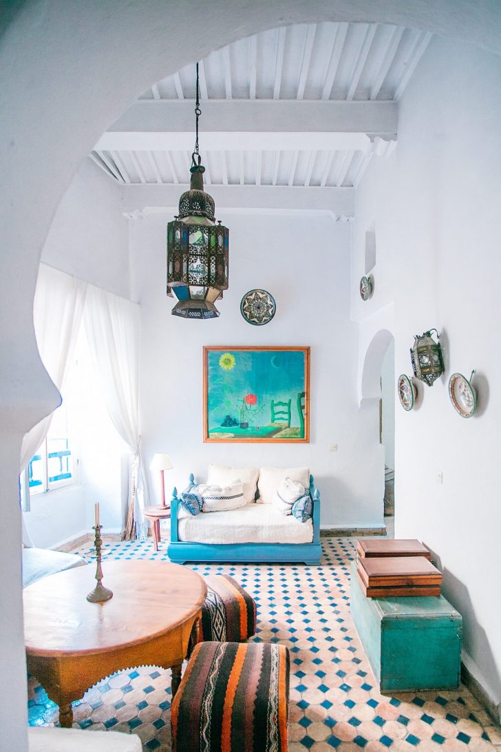 boho style home decor featured image